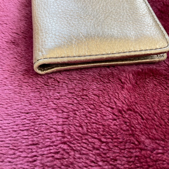 Fossil leather gold wallet - Picture 8 of 11